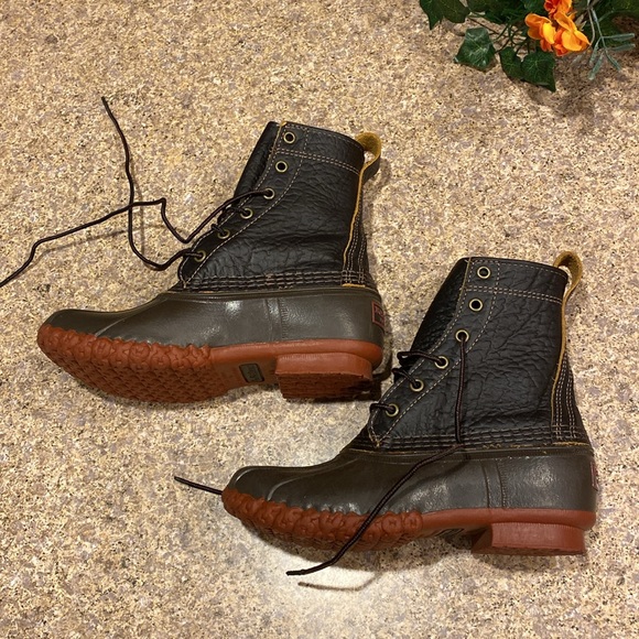 🔥Flash Sale🔥L.L. Bean Boots 8” Bison Leather Rubber Dk Brown Red 6M 274563 Duck - Picture 4 of 17